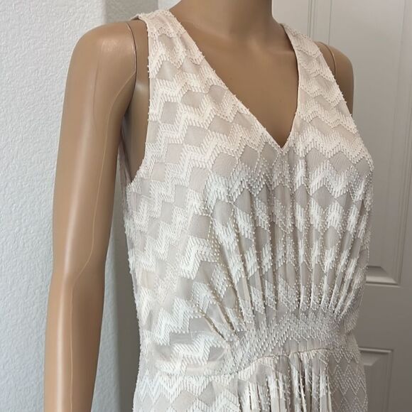 Anne Klein Dress Sz 4 V Neck Sleeveless Ivory Pleated Sheer Lined Maxi - Picture 3 of 12